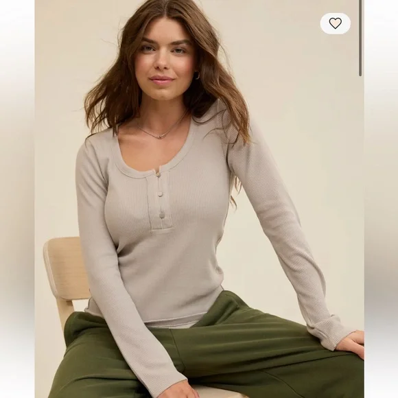 Aerie Essential Henley Layering T-Shirt Long Sleeve Taupe Tan S - Picture 3 of 9